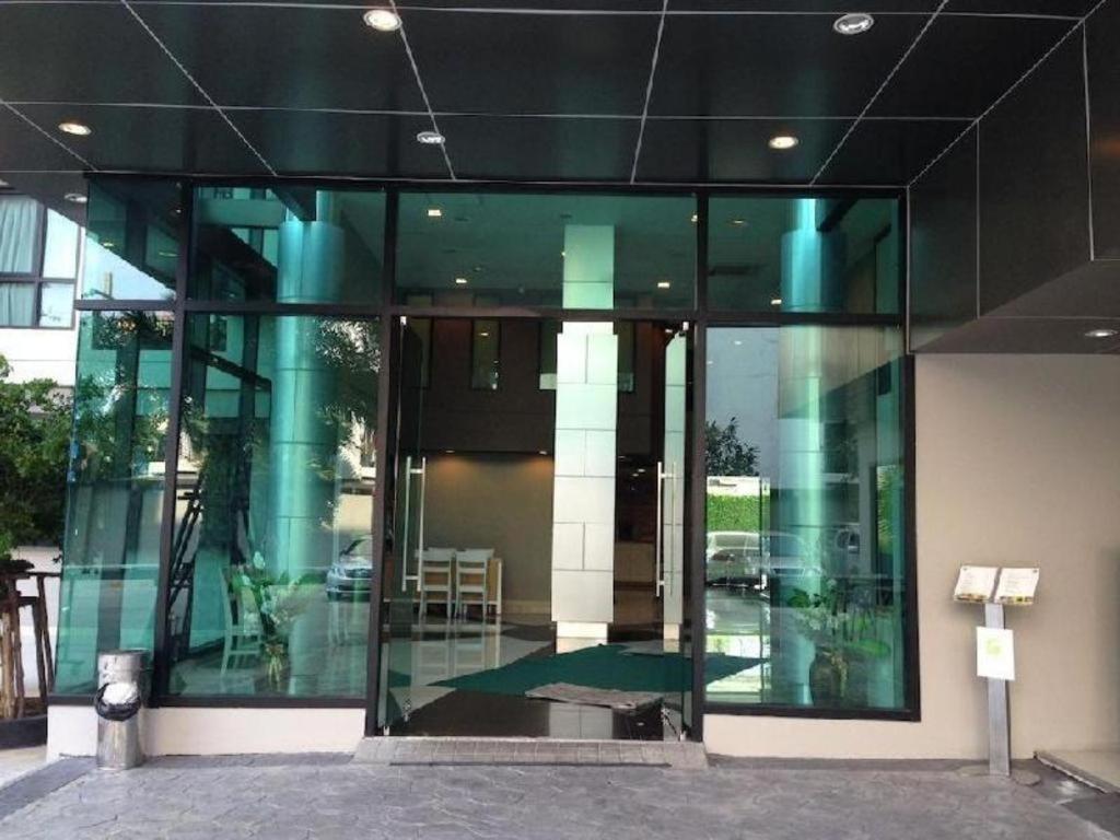 Ipremium Sukhumvit 81 Hotel Bangkok Exterior photo