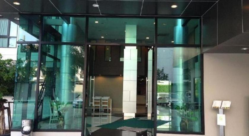 Ipremium Sukhumvit 81 Hotel Bangkok Exterior photo