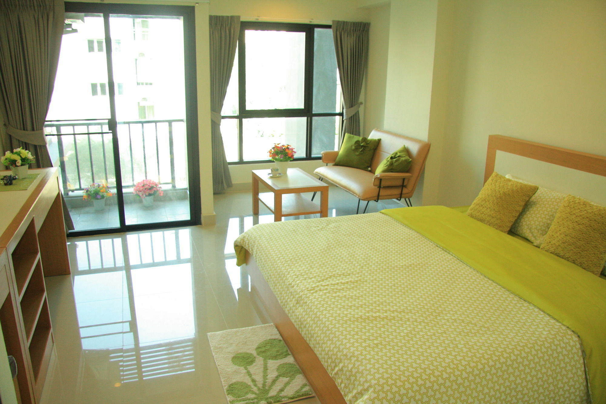 Ipremium Sukhumvit 81 Hotel Bangkok Exterior photo